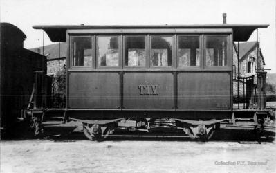 Un wagon de voyageurs du TIV (Collection PY.Bourneuf)